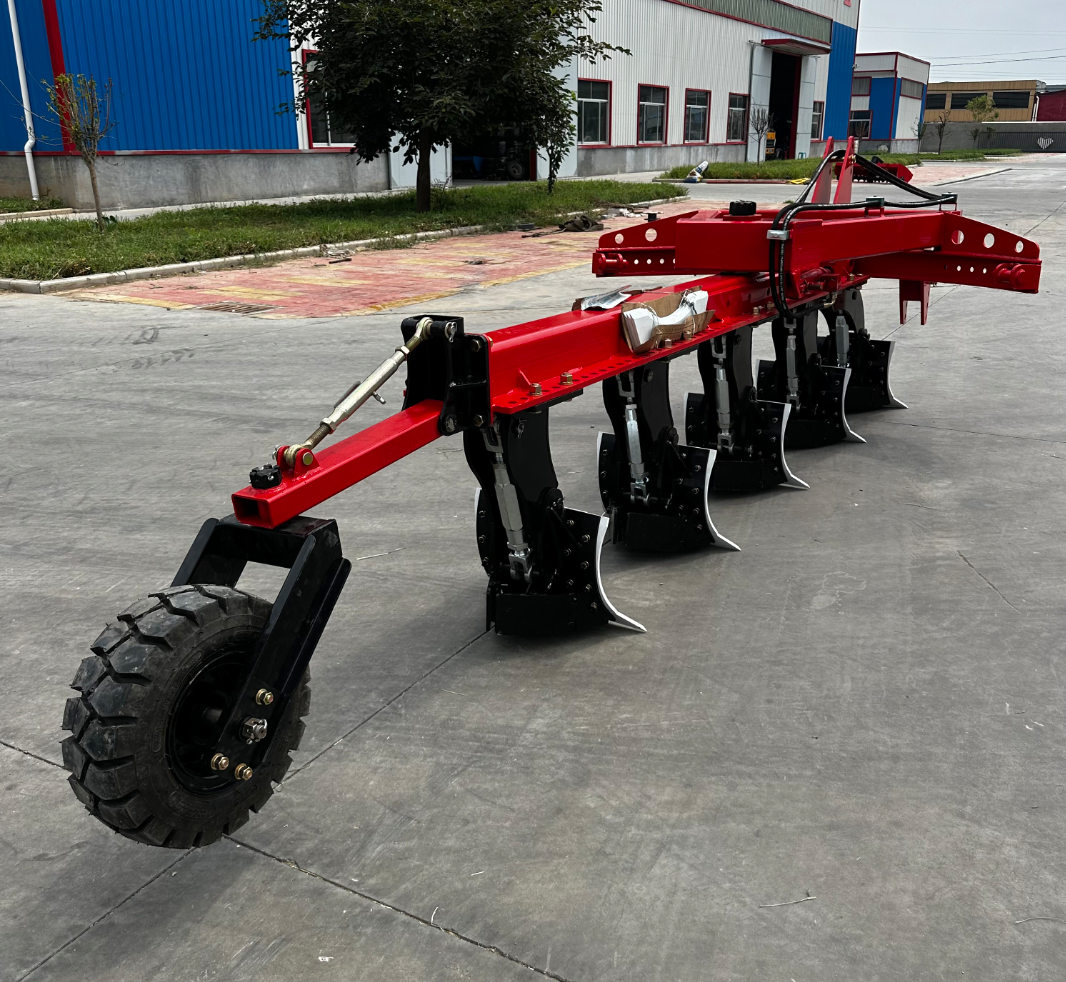 Horizontal reversing plow