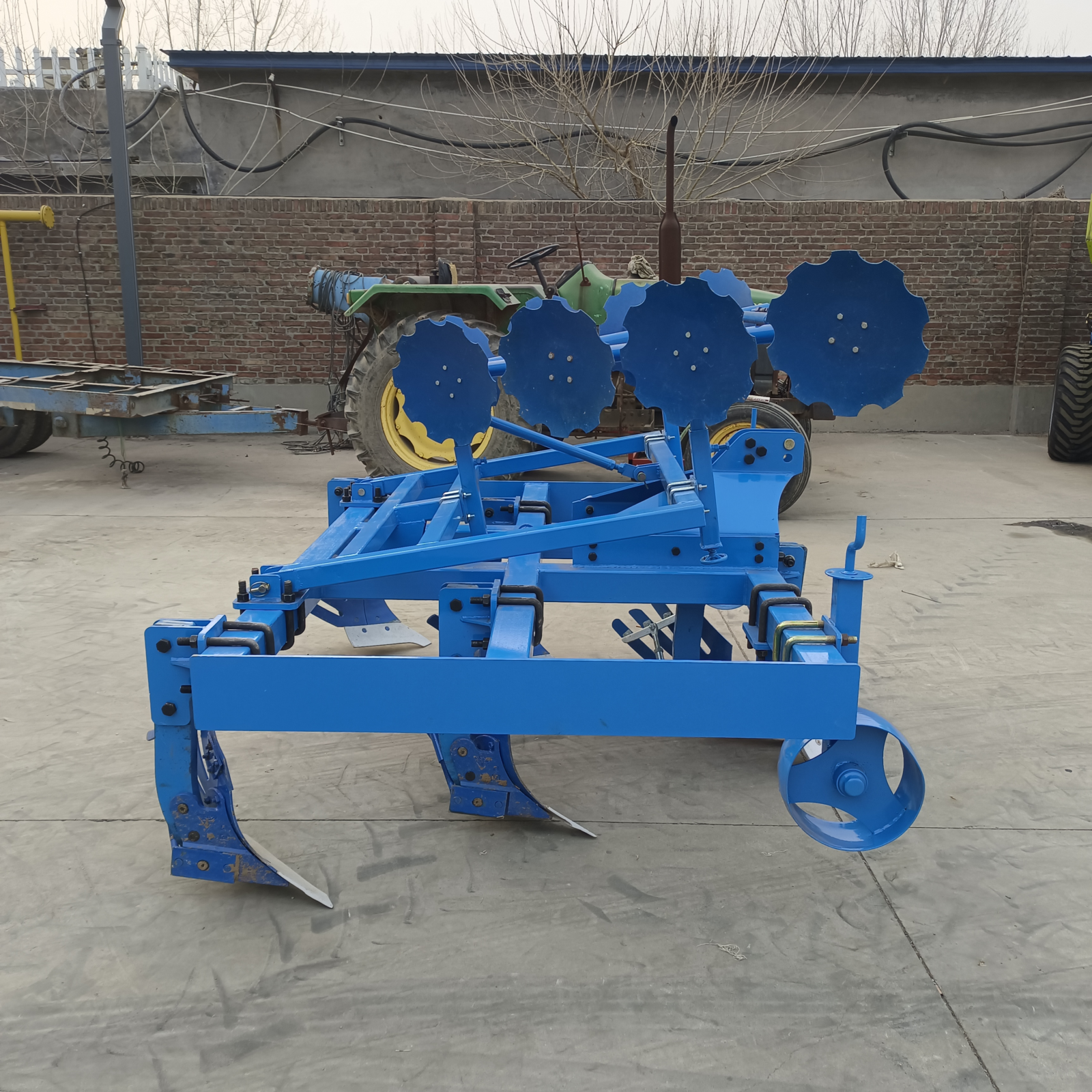 No-furrow heavy plow